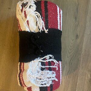 Black Canyon Outfitters Handwoven Throw Blanket Red, White & Black 84" x 48"!